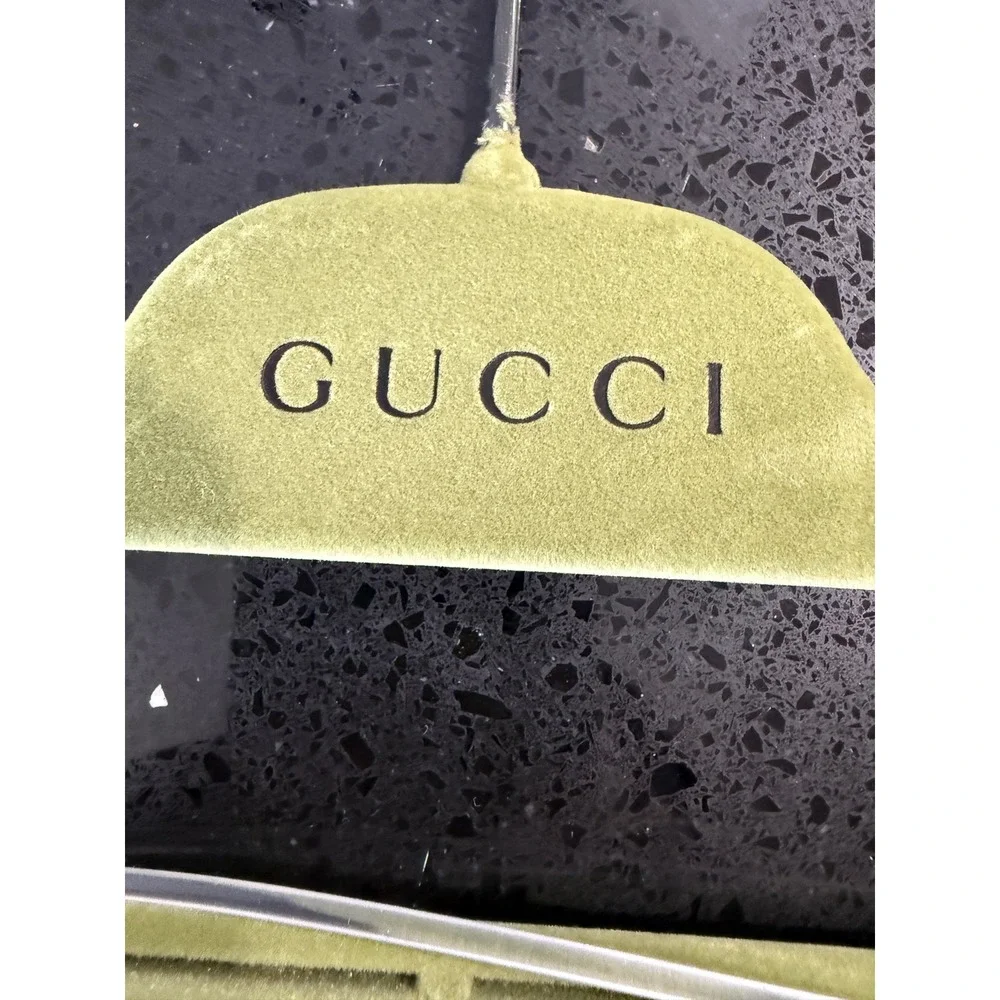 Gucci Lime Green Velvet Flocked Slim Hanger with Black Swivel Hook‎ Luxury 14.5
